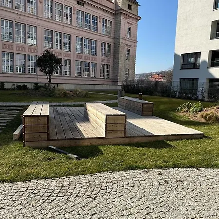 Apartament Prestige - Next To Ice Arena, Private Parking Bratysława